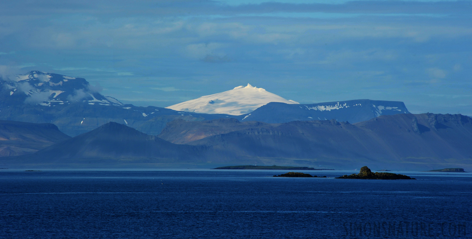 The volcano Snaefellsjökull [300 mm, 1/320 sec at f / 14, ISO 200]